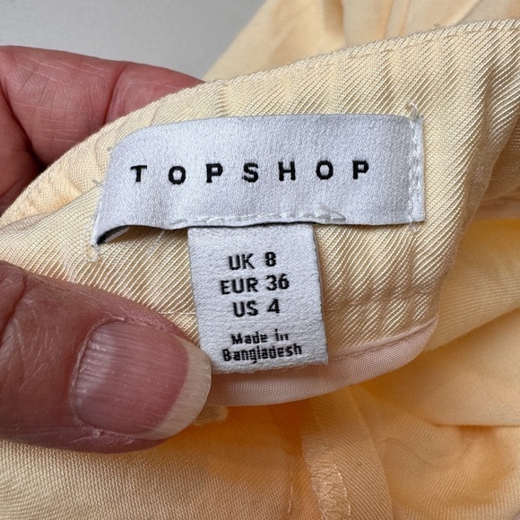 Top Shop yellow pleated slacks - Picture 7 of 9